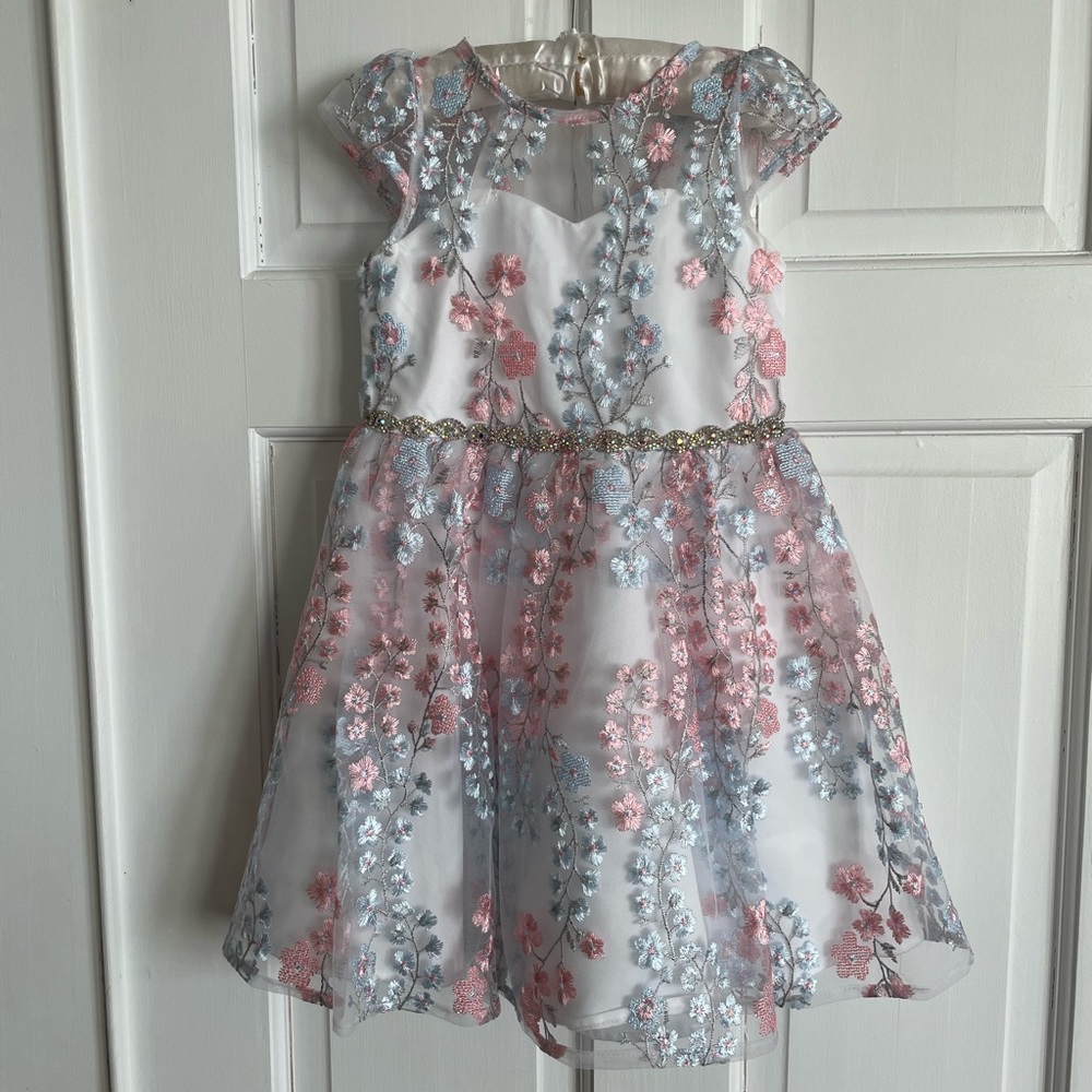 Beautiful little girl special occasion dress 4T, white w/pink &blue embroidery